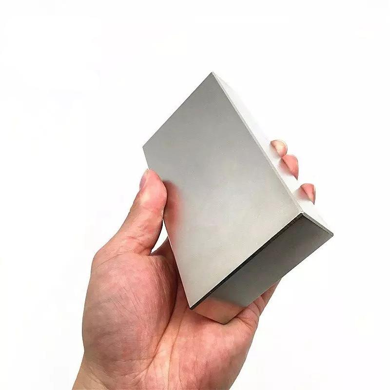 100x50x20 mm Neodymium Magnet - 250 kg Pull Force