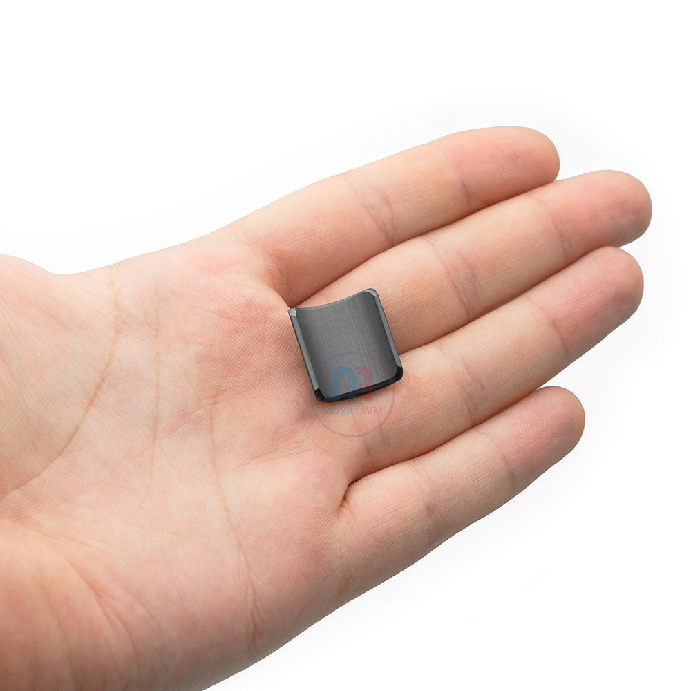 18.5x19 mm Ferrite Arc Magnet (External Pole N)