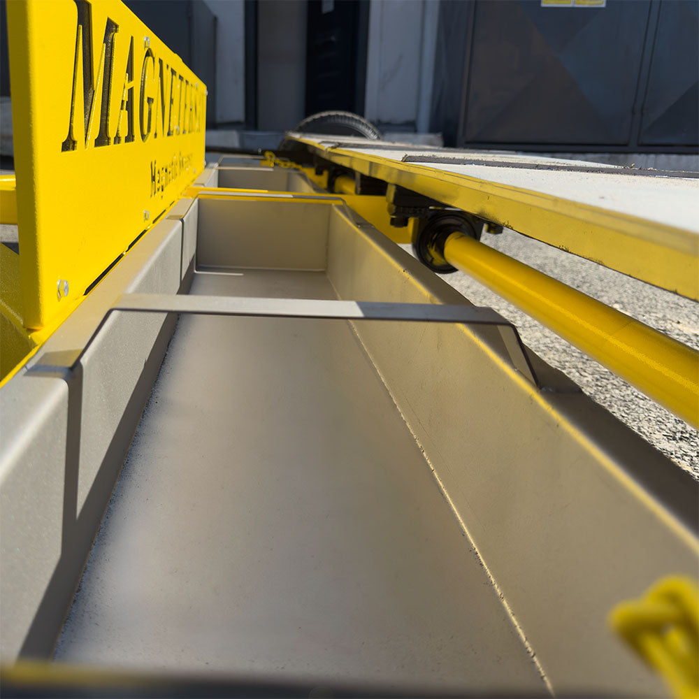 2300x200x40 mm Rear Vehicle Magnetic Sweeper