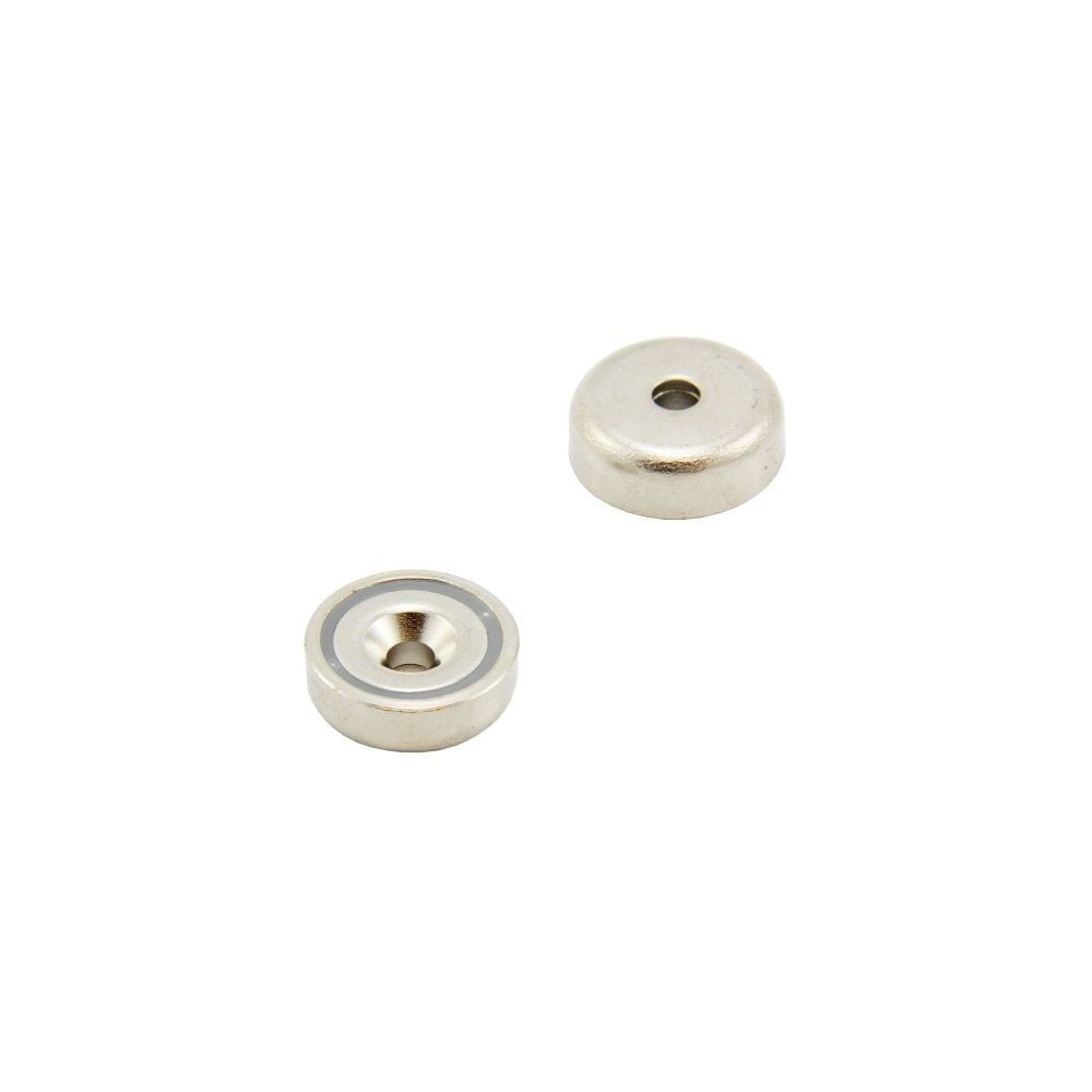 Ø20x8.6/4x7 mm Countersunk Pot Magnet