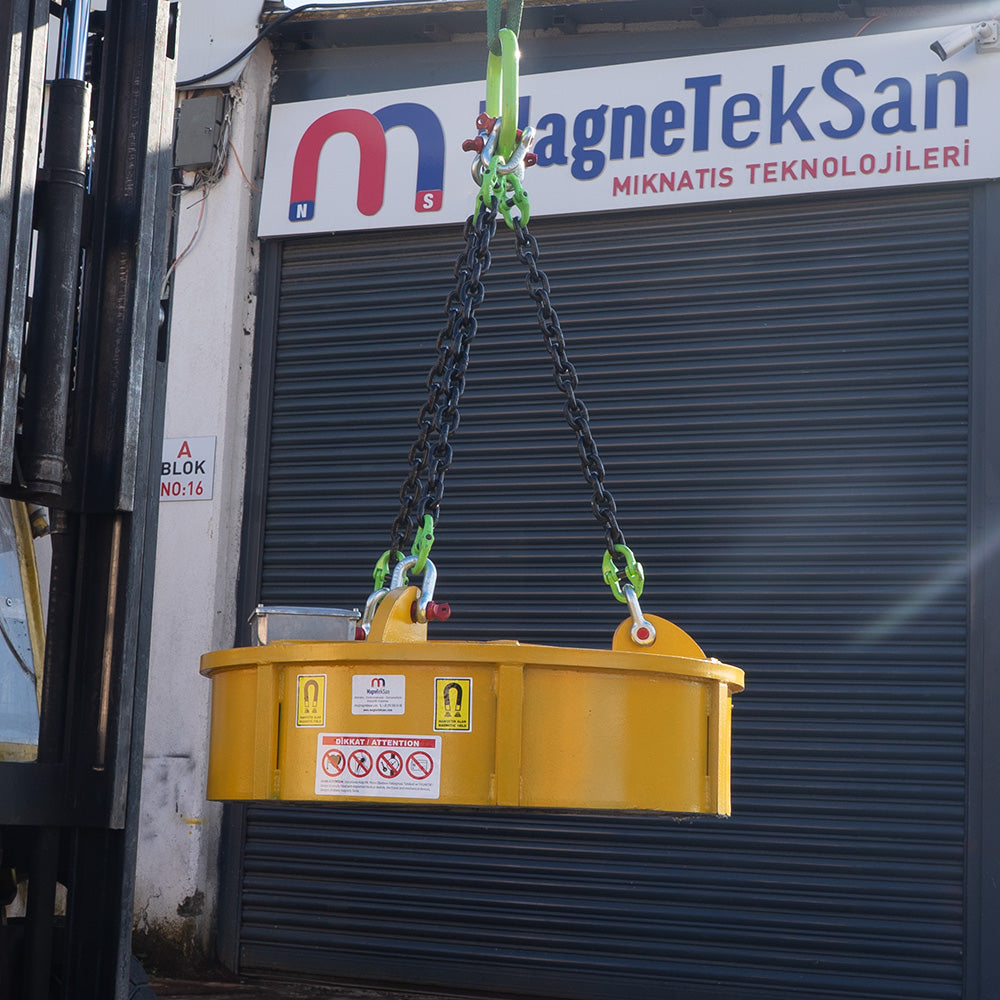 Ø1000 Industrial Electromagnet 220V – Powerful Solution for Scrap and Steel Lifting