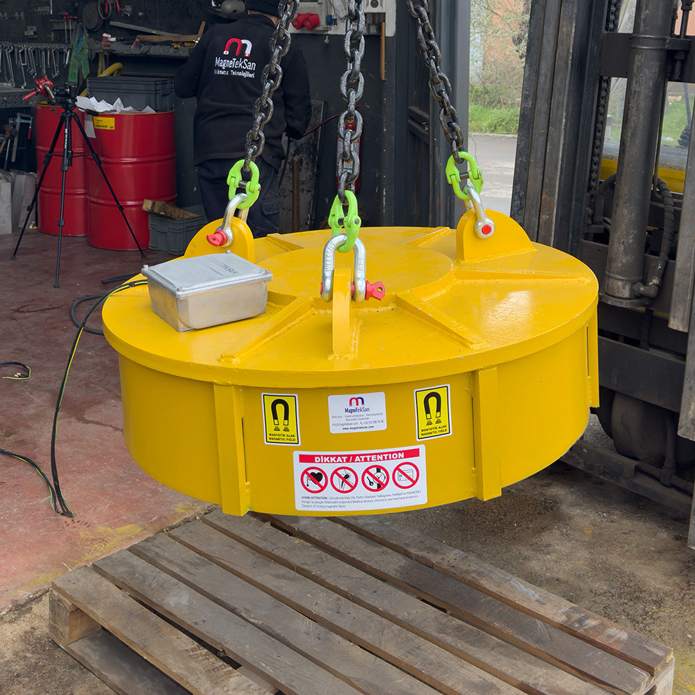 Ø1000 Industrial Electromagnet 220V – Powerful Solution for Scrap and Steel Lifting