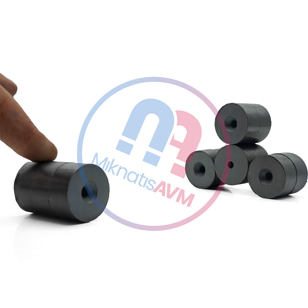 Ø31.5x11.5/5.5x15 mm Countersunk Hole Ferrite Magnet – Durable and Versatile Use