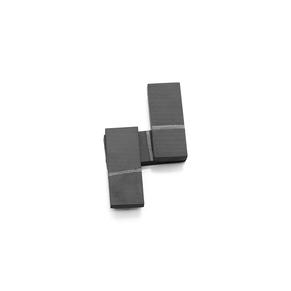 32x13.5x5 mm Y35 Ferrite Magnet - Lateral Pole