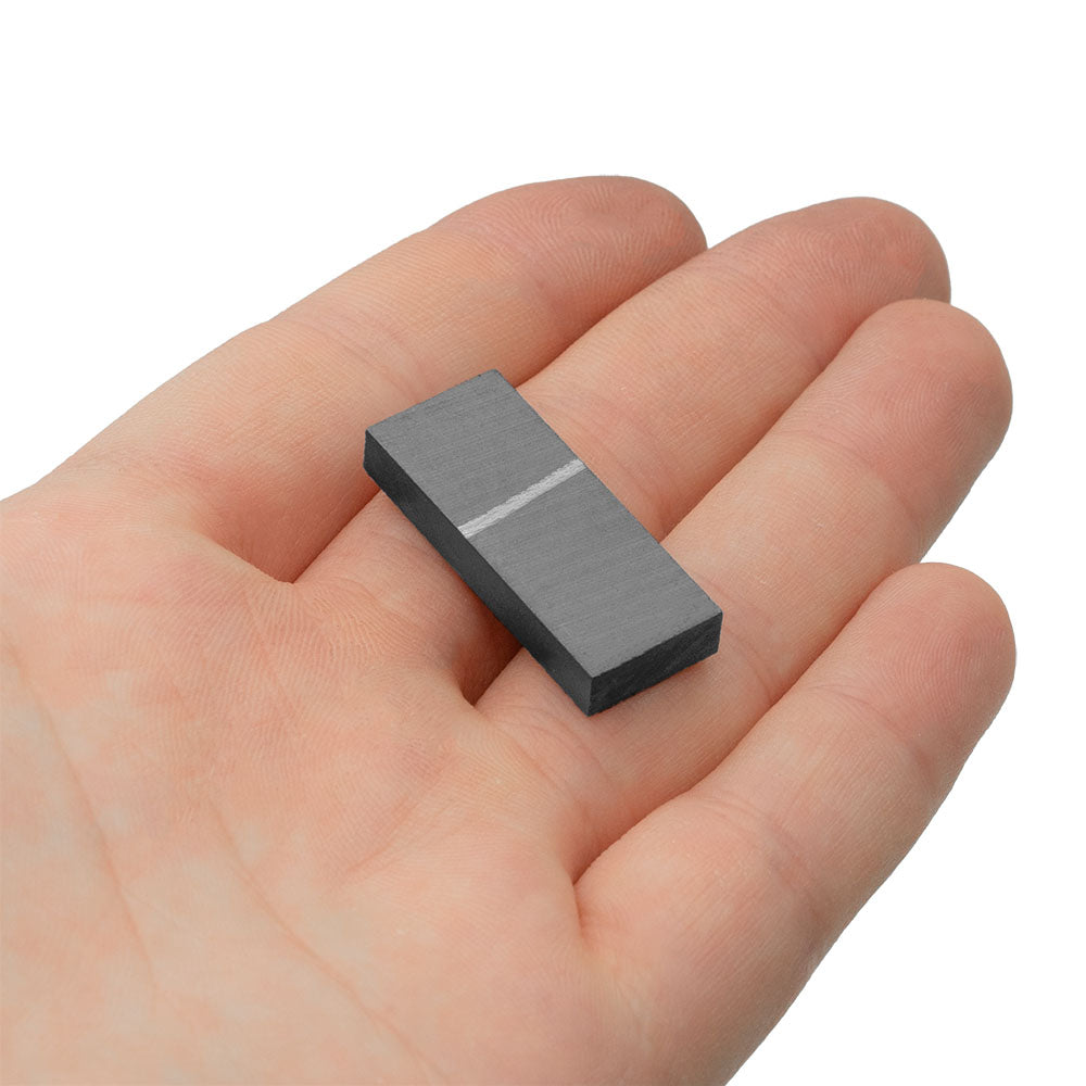 32x13.5x5 mm Y35 Ferrite Magnet - Lateral Pole
