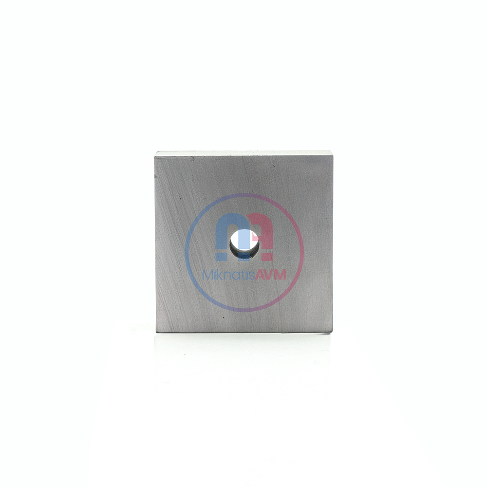 45x45x17-Ø7.5 mm AlNiCo Magnet