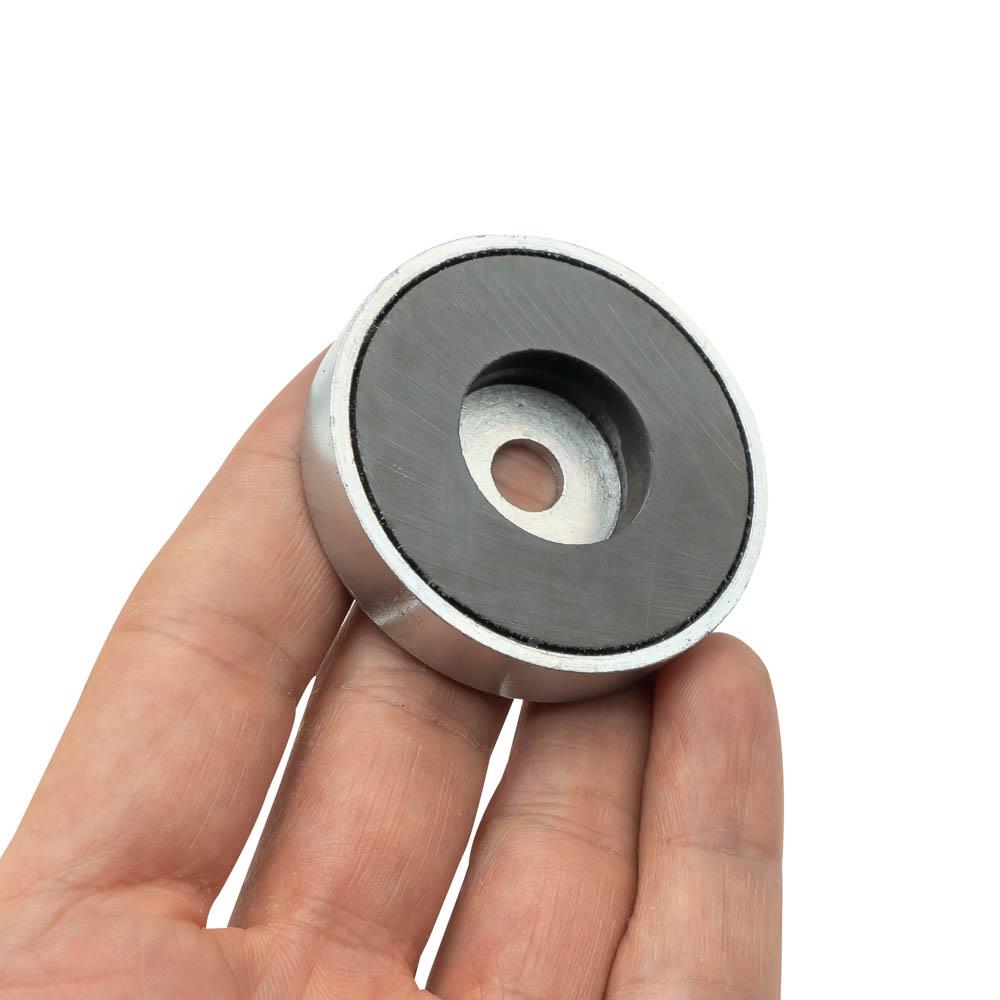 Ø50x10 mm Ferrite Pot Magnet with Imbus Connection