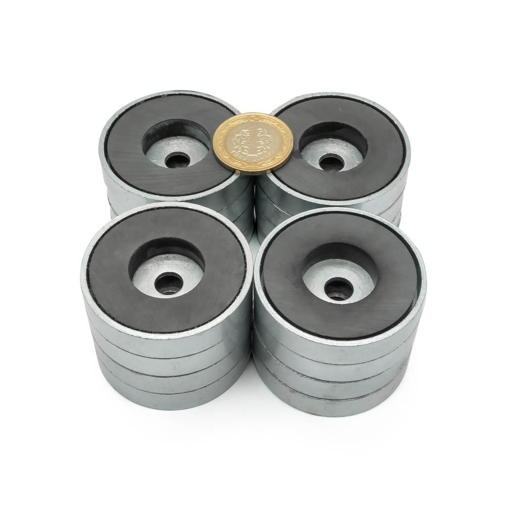 Ø50x10 mm Ferrite Pot Magnet with Imbus Connection