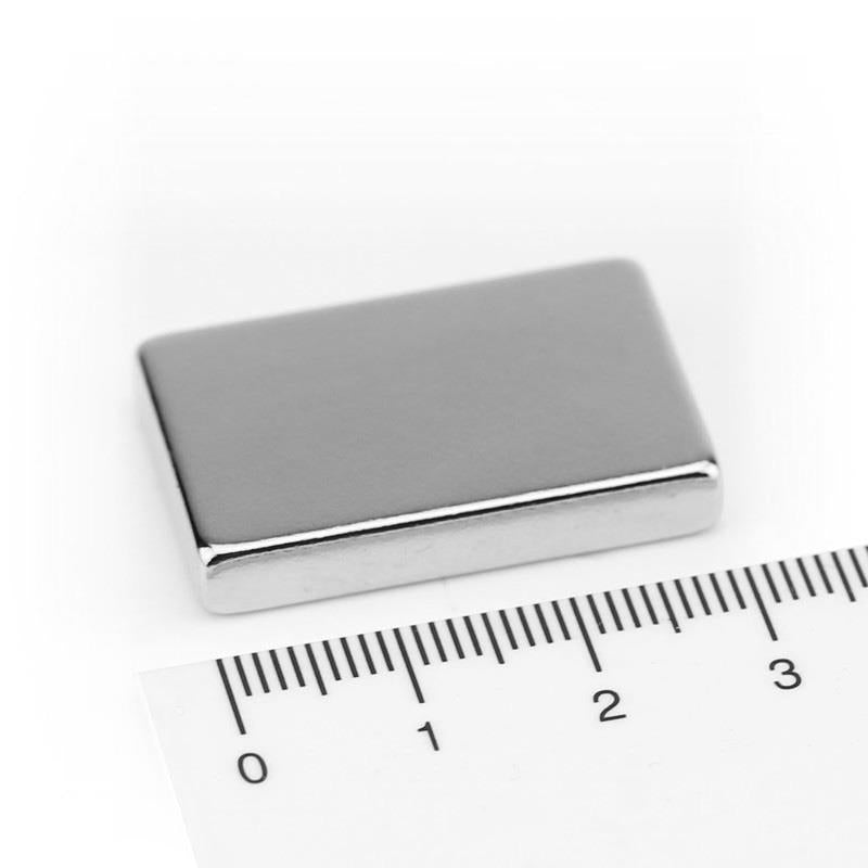 30x20x5 mm Neodymium Magnet - N35 (NdFeB)