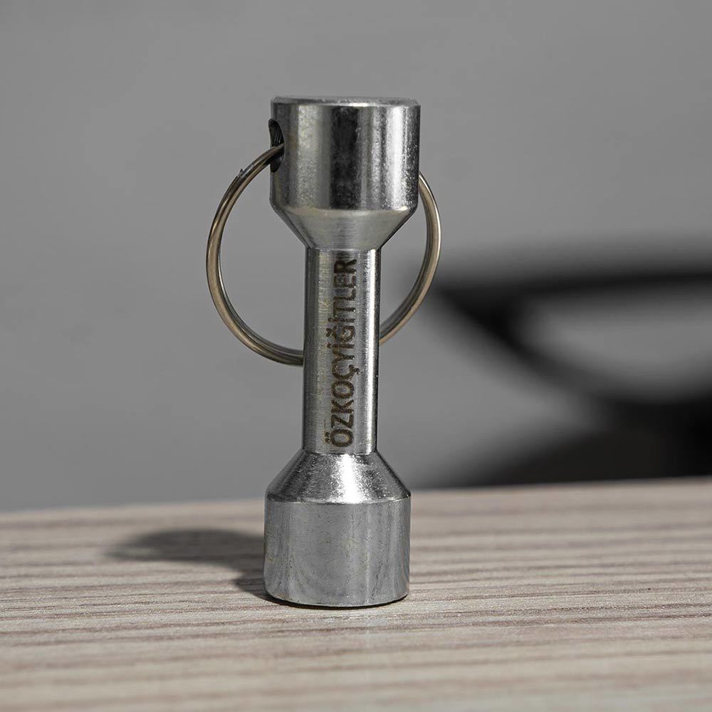Name-Labeled Magnetic Keychain - Gift