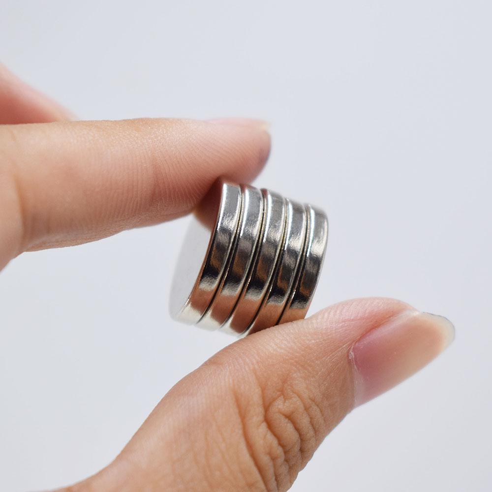 Curtain Magnet - Neodymium - Ø18x3 mm